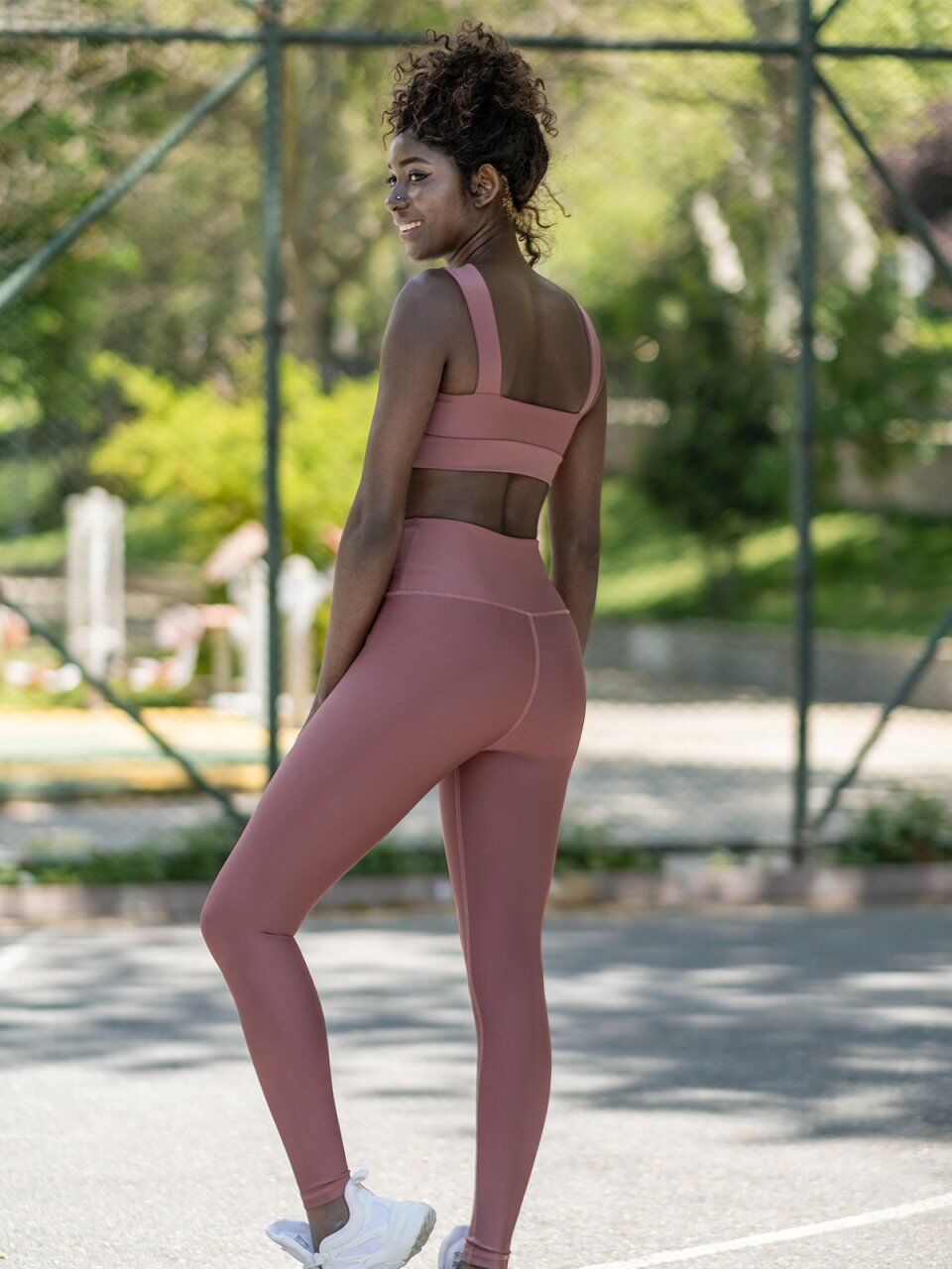 1100  We Waist Leggings Dark Rose