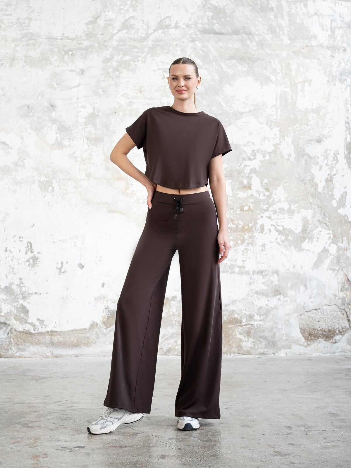 044 Yoga Tshirt Brown Color