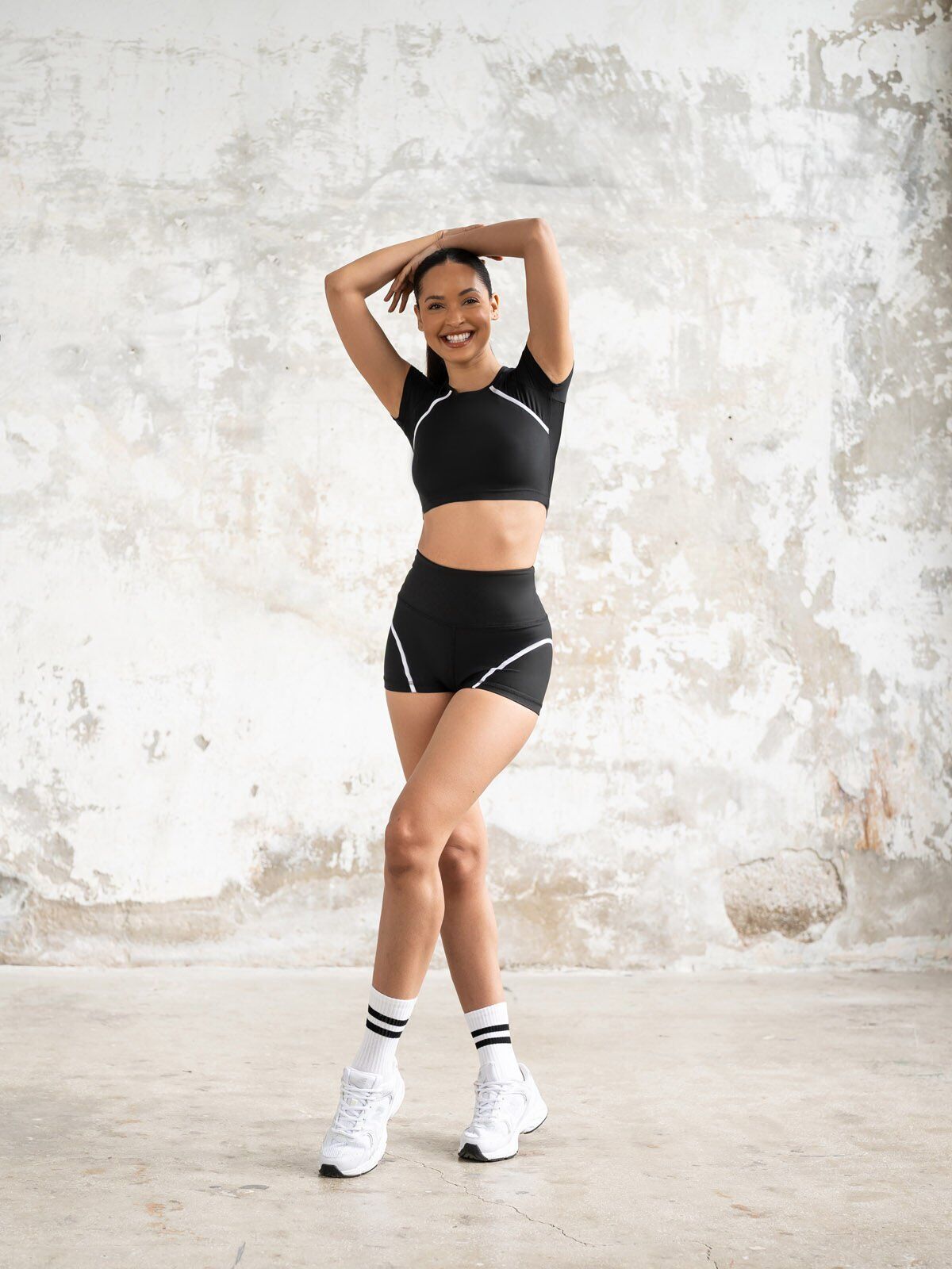 5036 Ales Mini Short