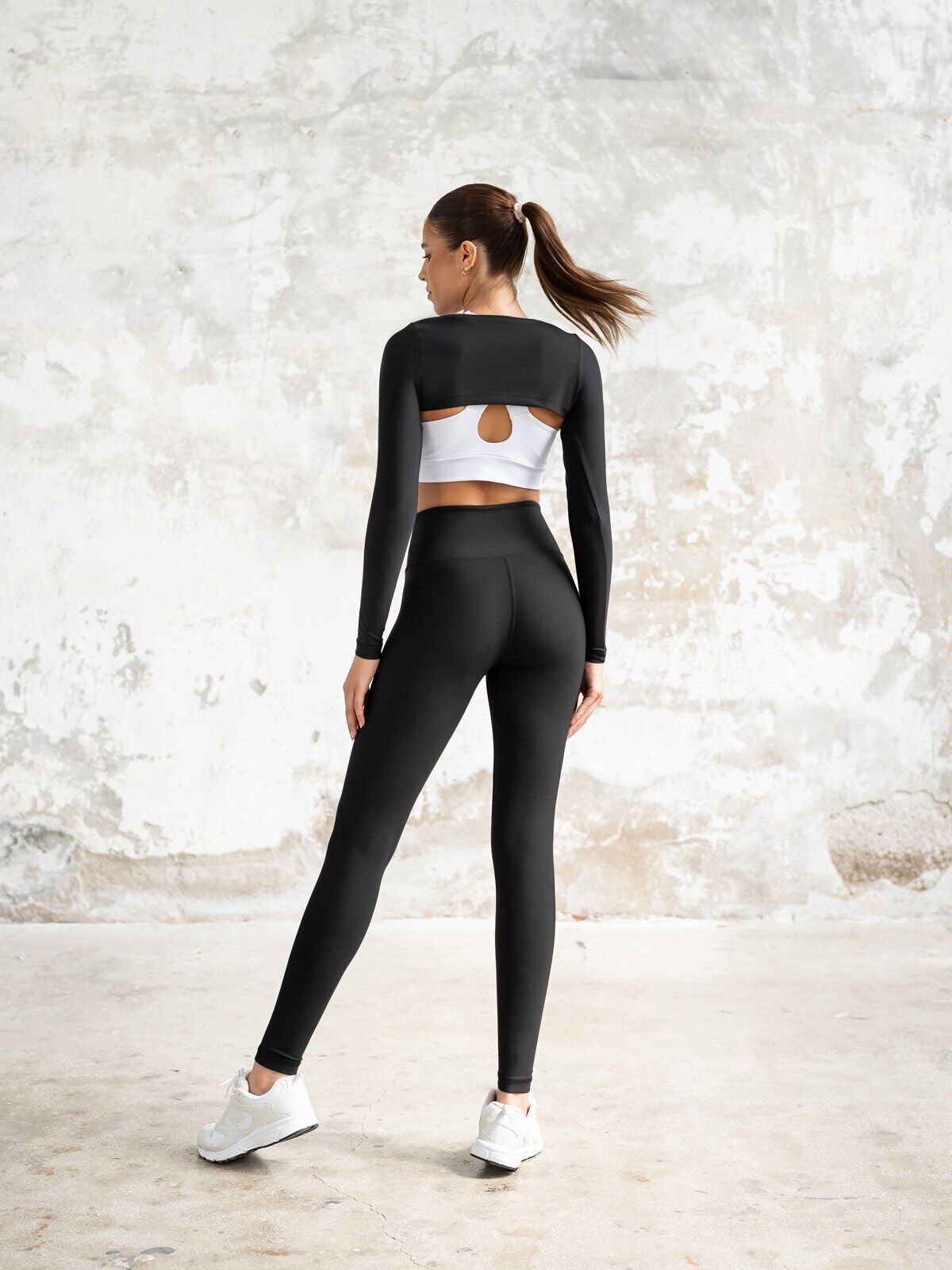 3000 BOLERO Black Color