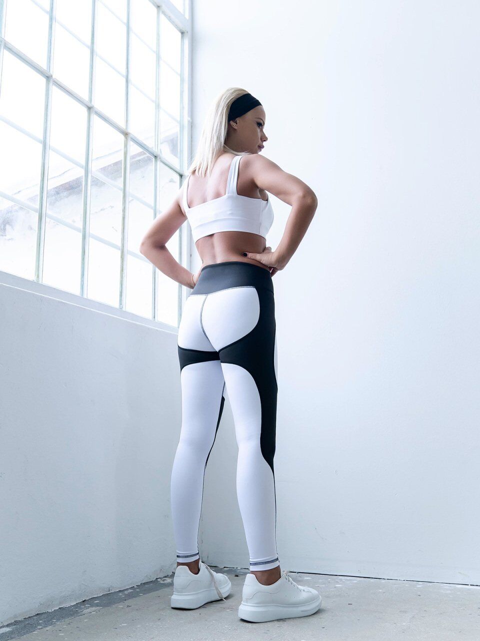1179 Extra High Waist Leggings