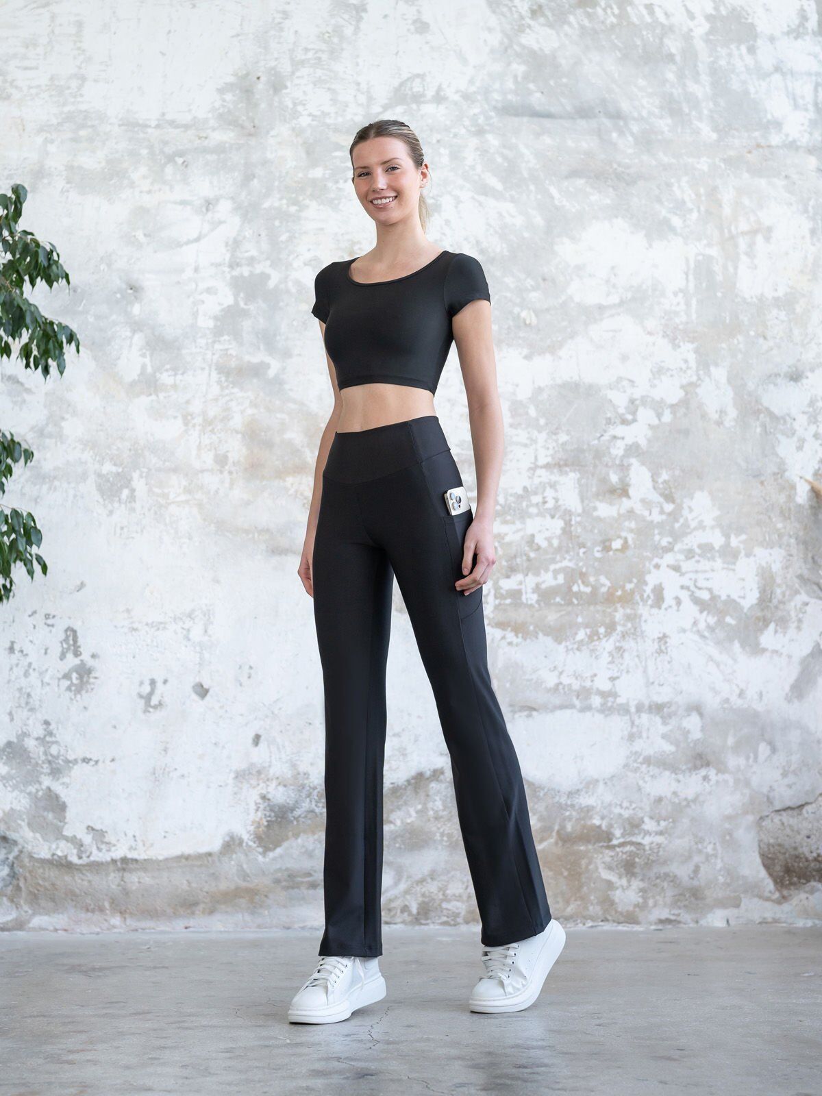 432 Pocket Tube Leg Leggings Black Color