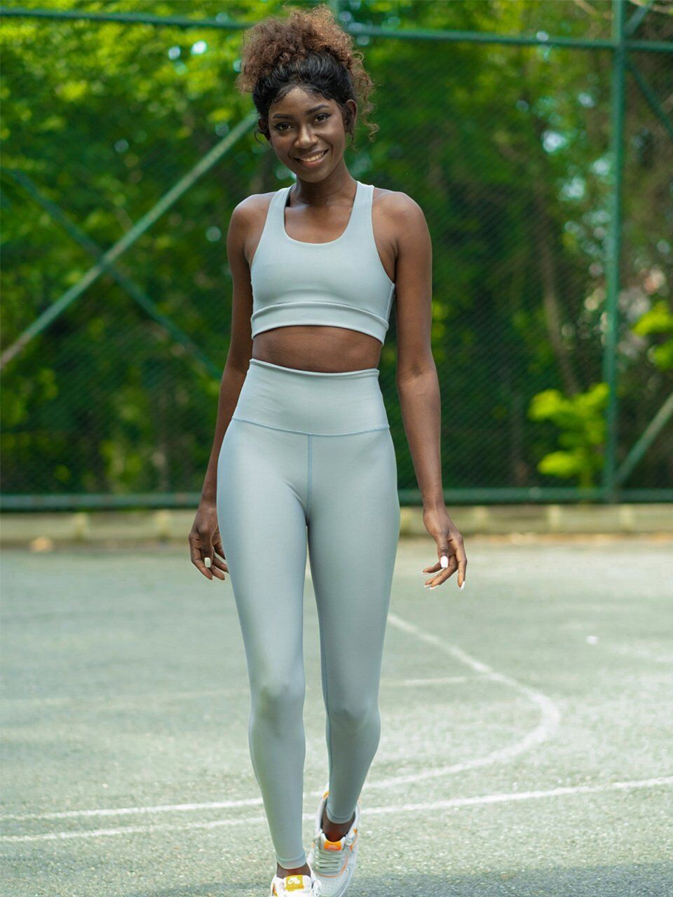 219 Single Crossed Spor Bra Water Green