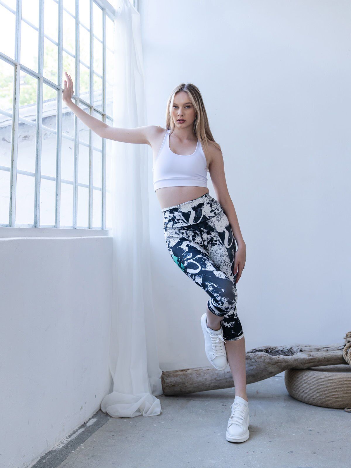 4500 Capri Leggings