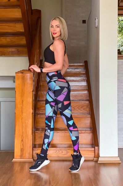 907 Extra High Waist Leggings