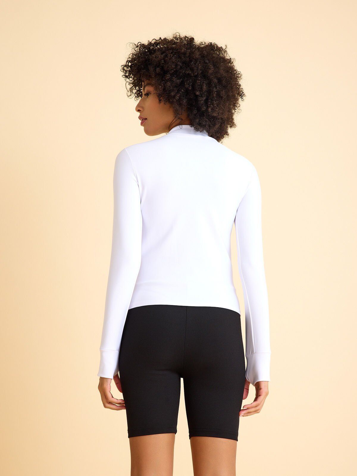 161 Top Wear With Finger White Color