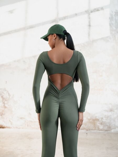 2505 Sleeve Scrunch Butt jumpsuit Damson Color