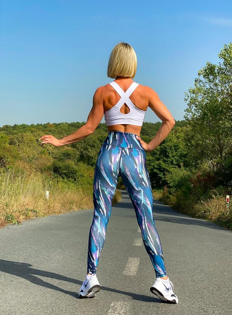 1034 Extra High Waist Leggings