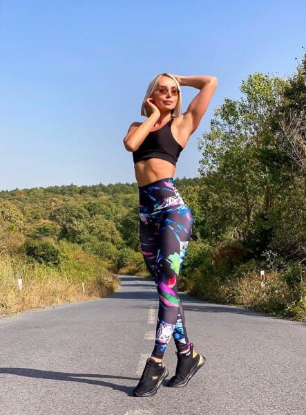 1036 Extra High Waist Leggings