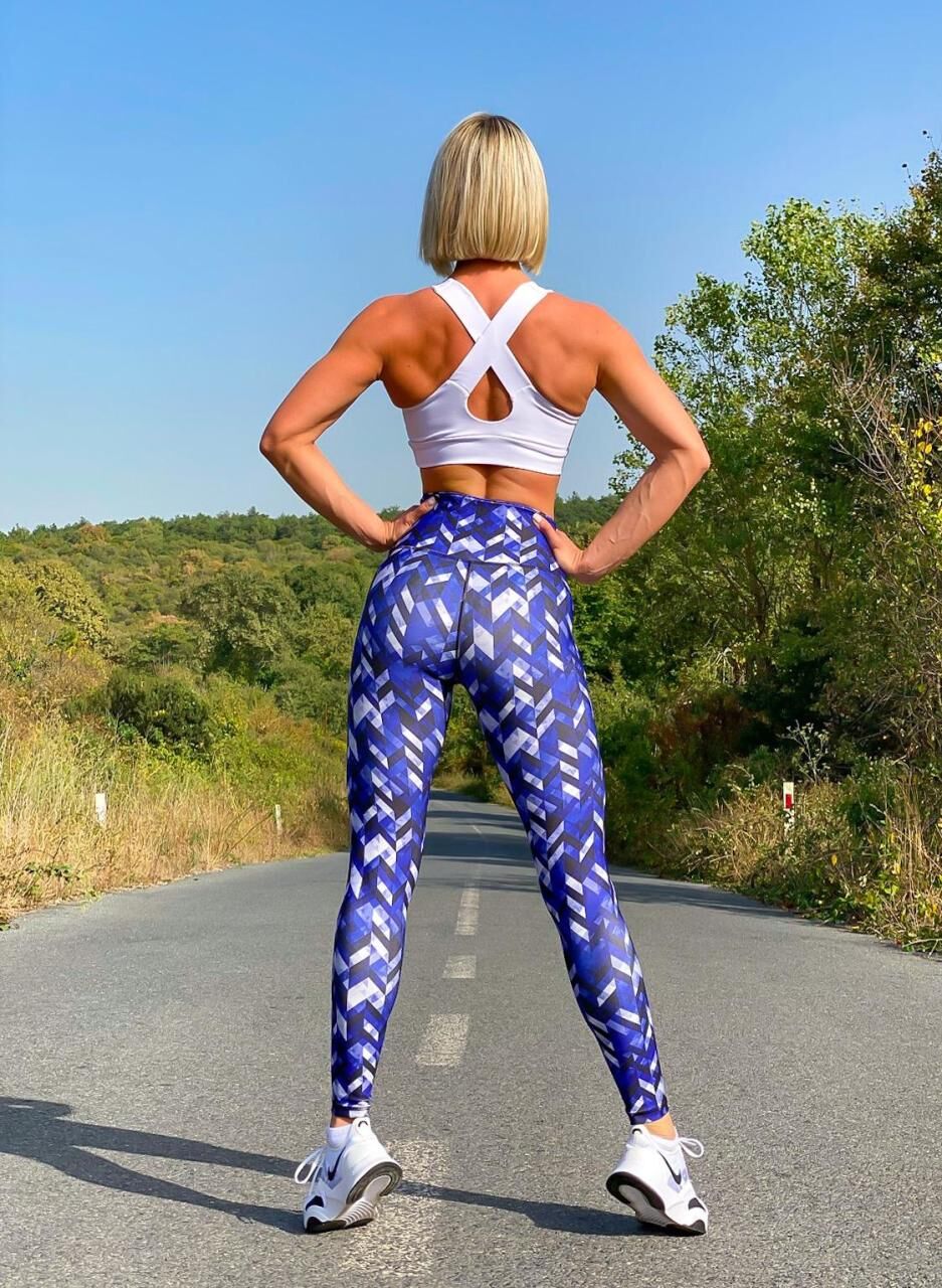 1037 Extra High Waist Leggings