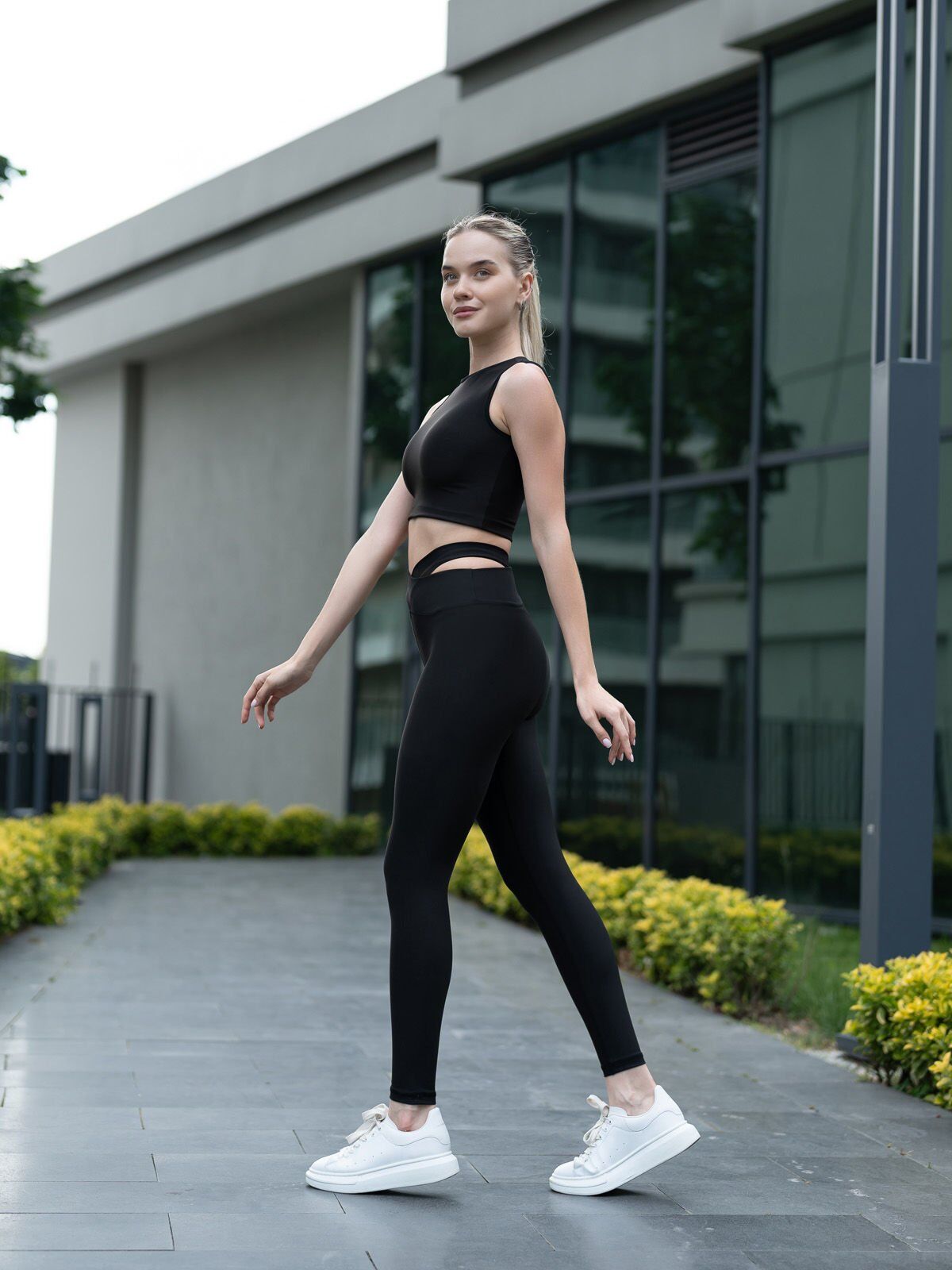 814 Extra High Waist Leggings