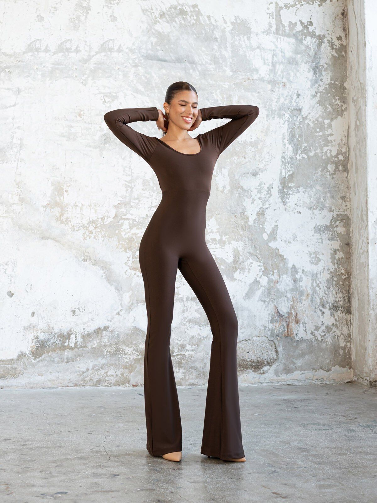 3103 Spanish Scrunch Butt Jumpsuit Long Sleeve Brown Color