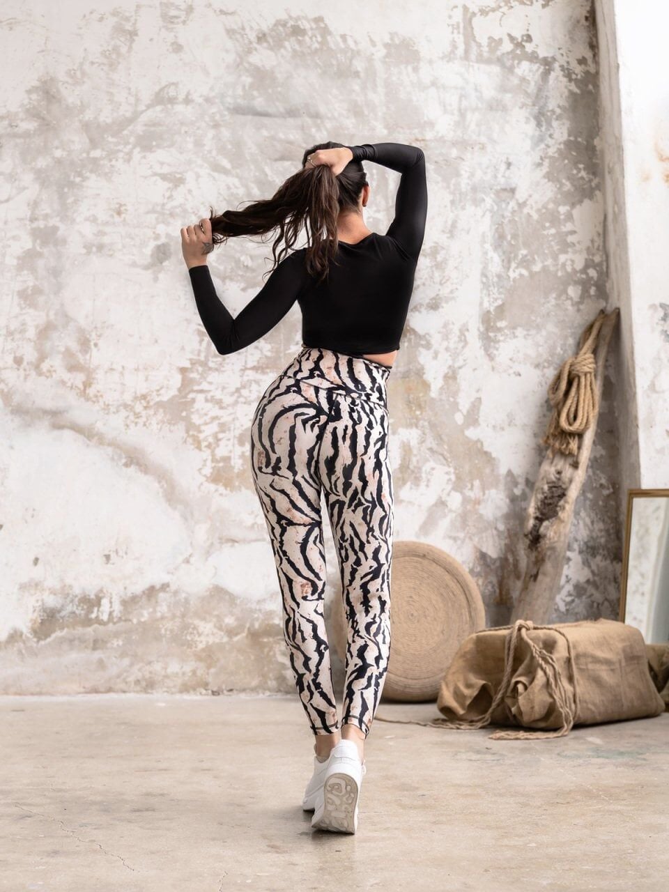 303 Extra High Waist Leggings