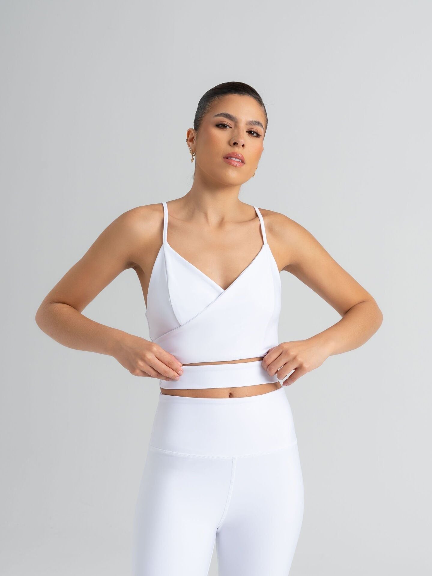 529 Knot Spor Bra White Color