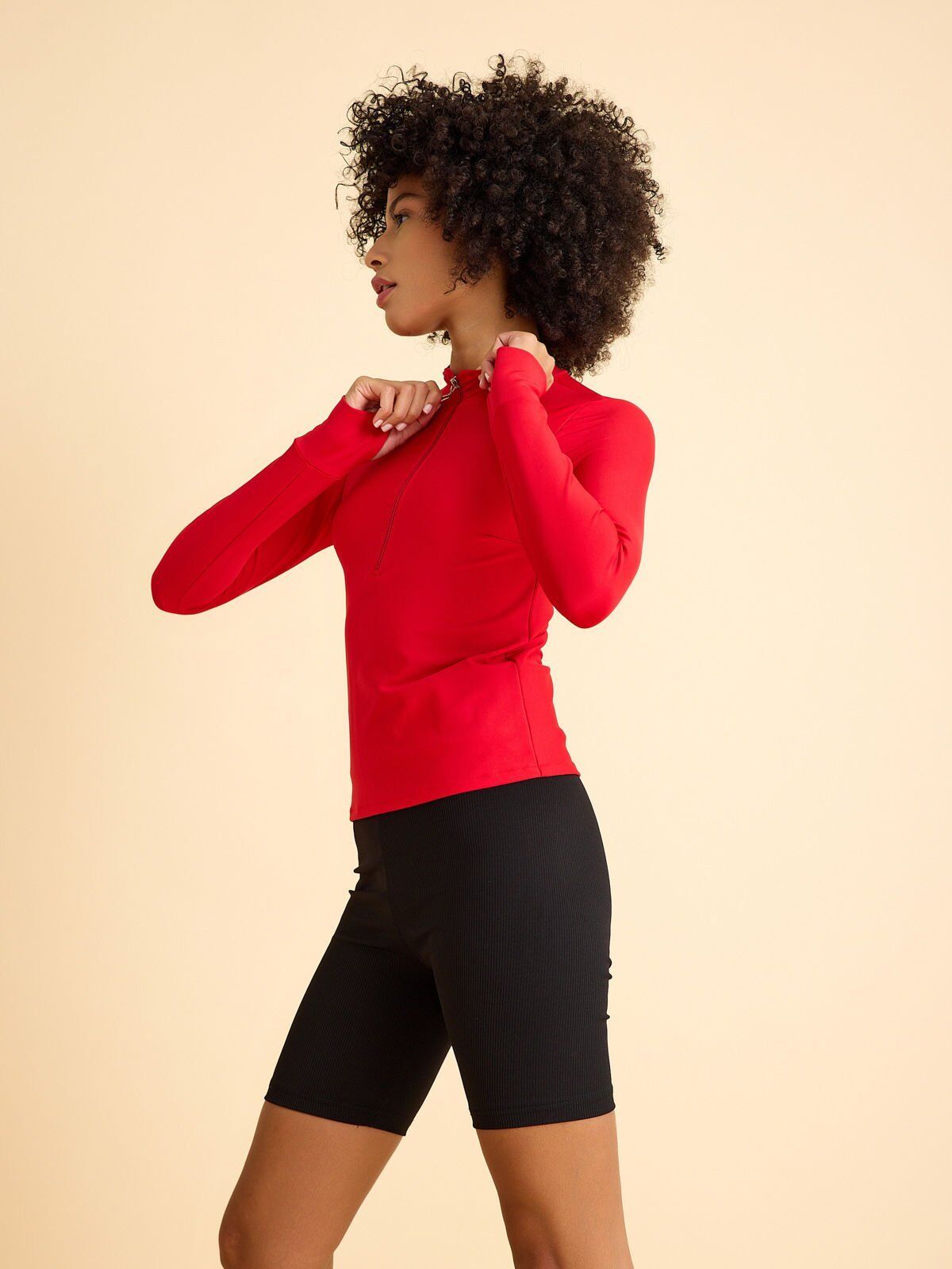 154 Top Wear With Finger Red Color