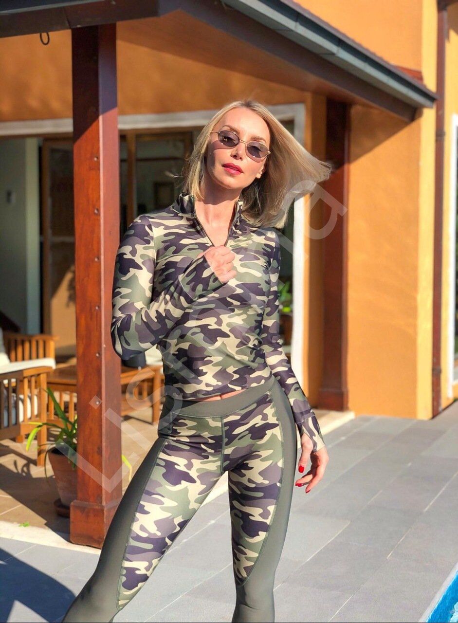 159 Top Wear With Finger