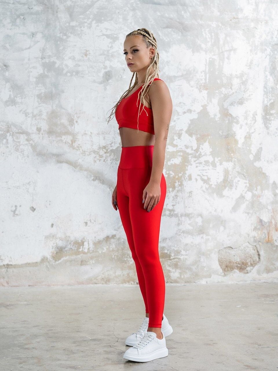125 Single Crossed Spor Bra Red Color