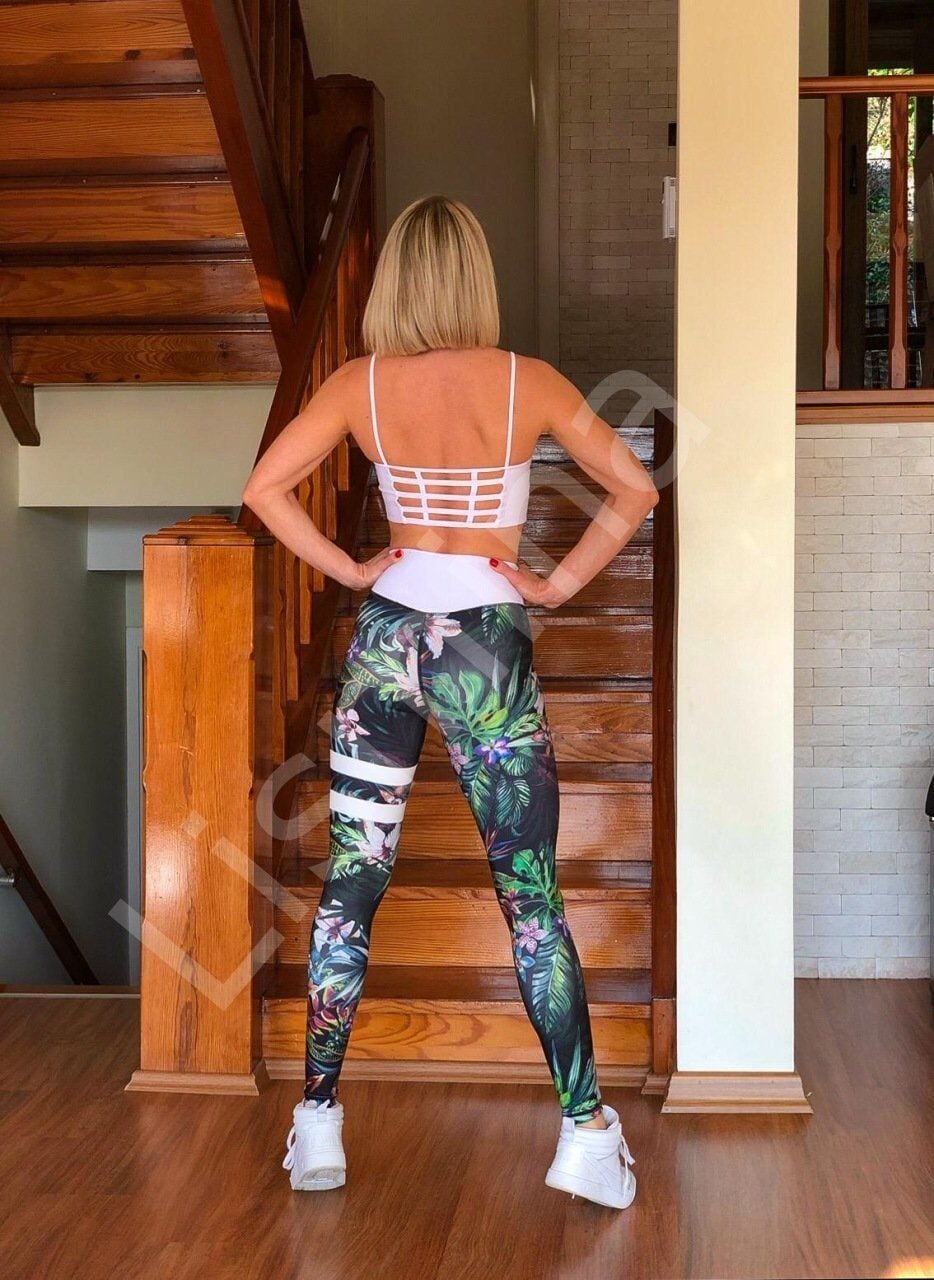 875 Extra High Waist Leggings