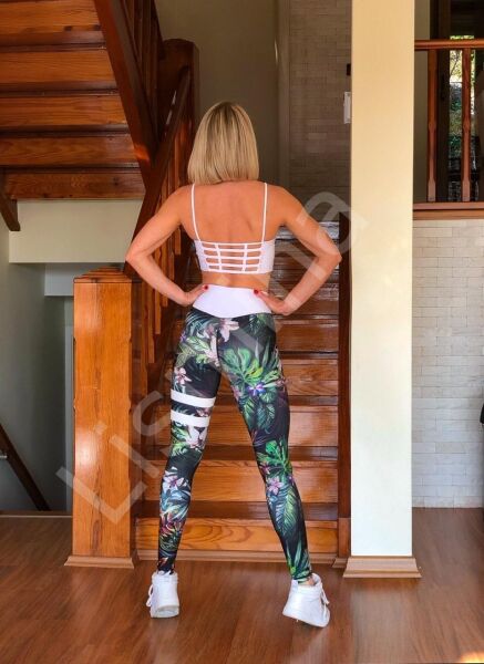 875 Extra High Waist Leggings