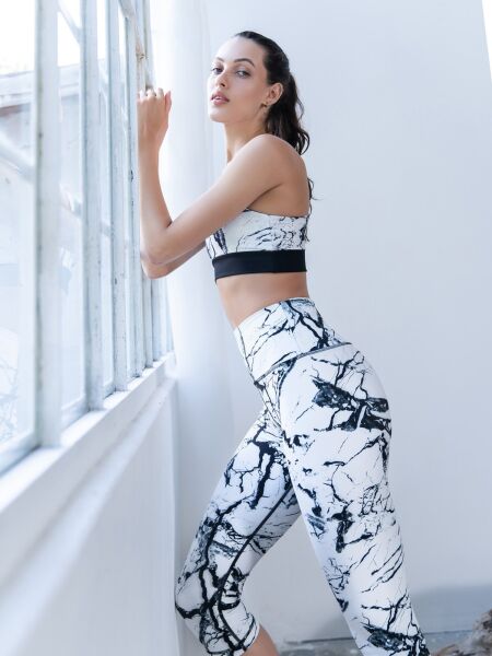 975 Capri Leggings