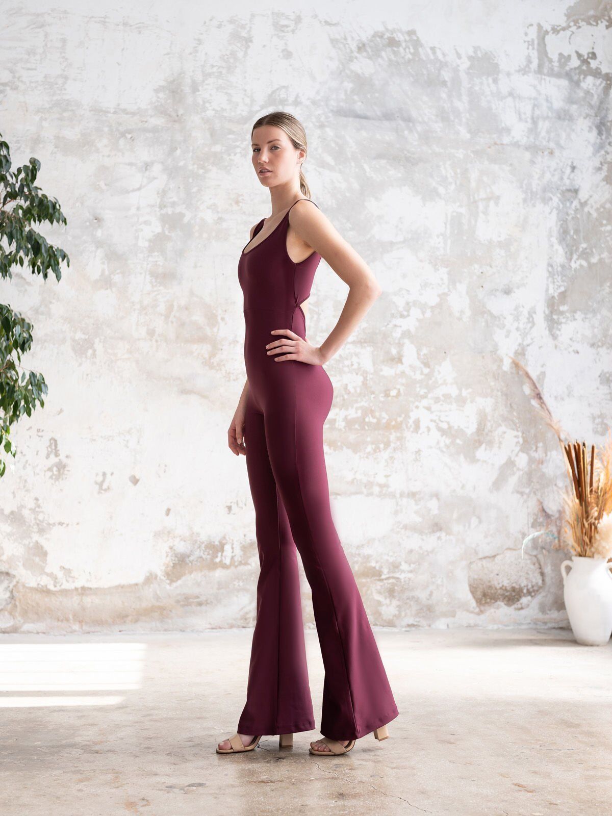 1501 Spanish, Scrunch But Jumsuit Damson Color