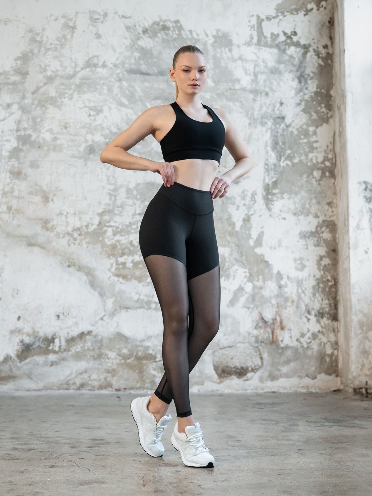 1007 Tülle Detailed Leggings