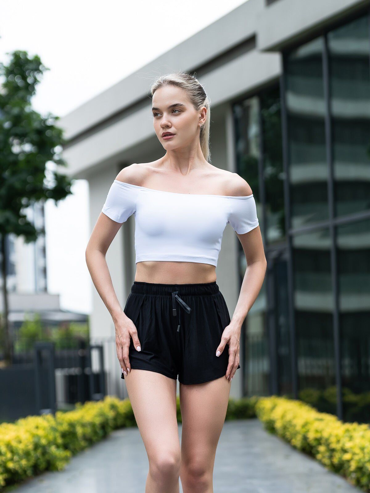085 Comfortlux Off Shoulder Tshirt White Color Short Sleeve