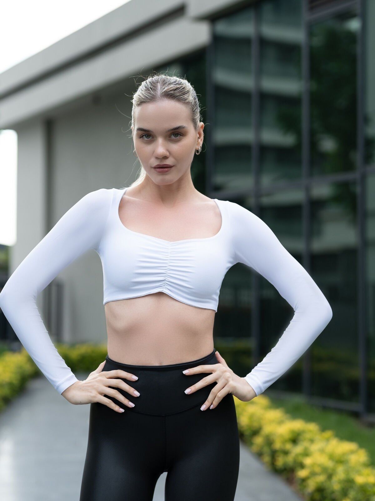 081 Tshirt White Color