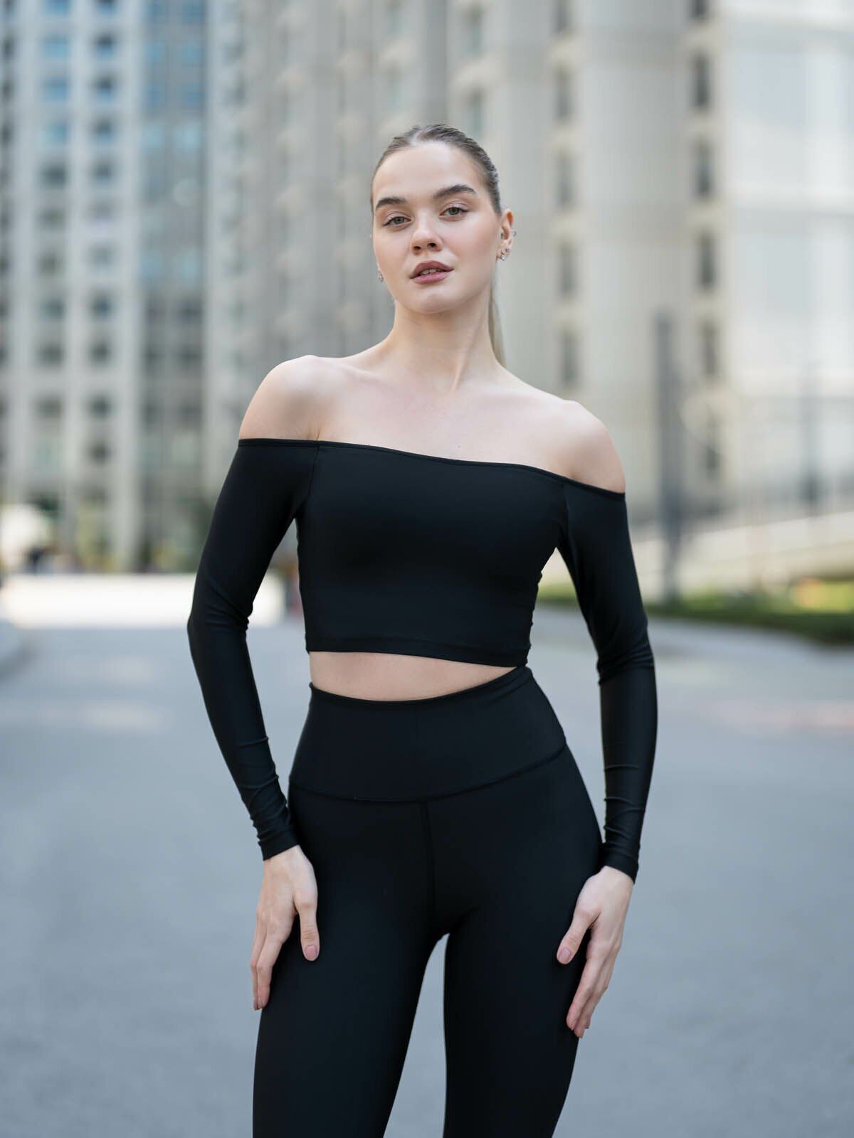 082 Comfortlux Off Shoulder Tshirt Black Color