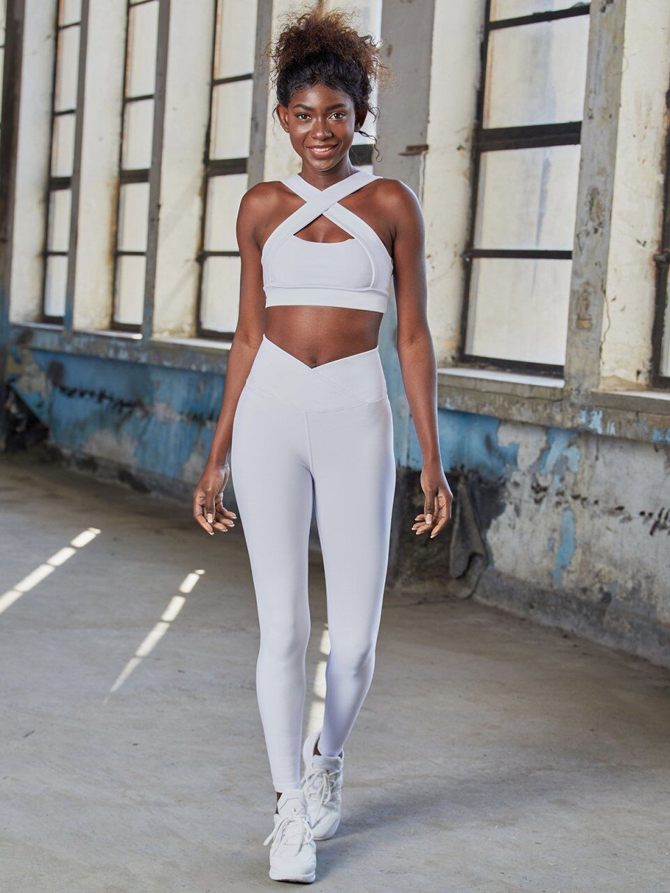 1085 We Waist Leggings White Color