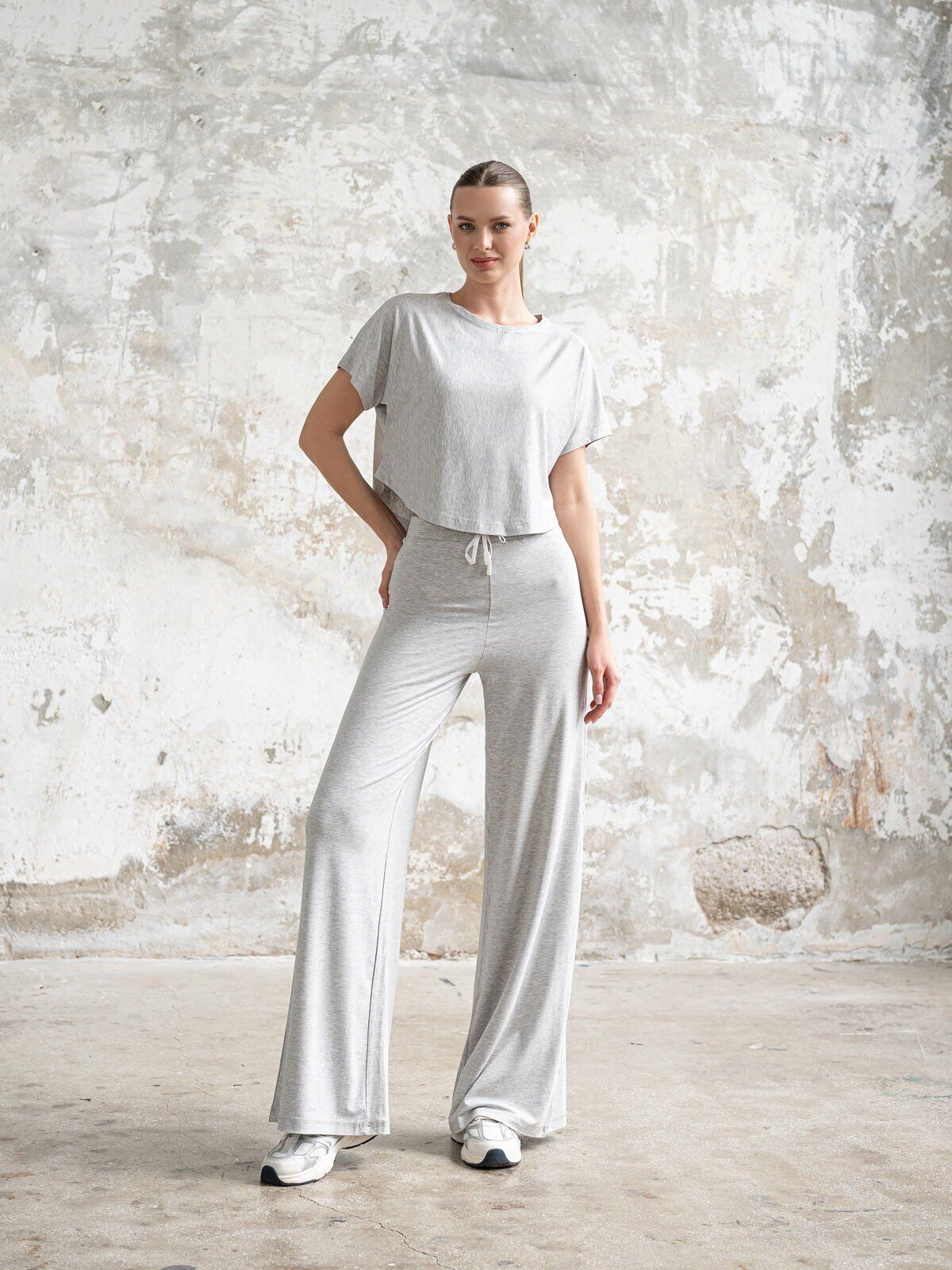 047 Gray Breeze Yoga Tshirt