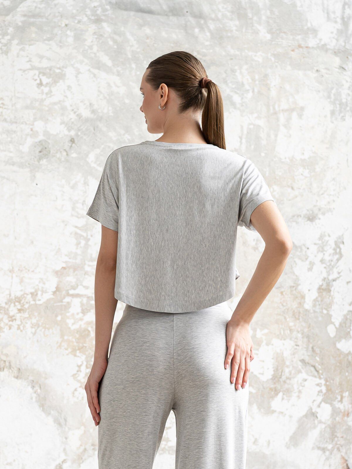047 Gray Breeze Yoga Tshirt
