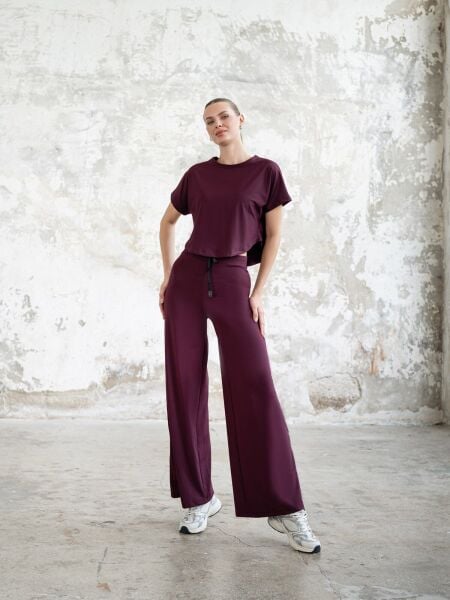 045 Yoga Tshirt Damson Color