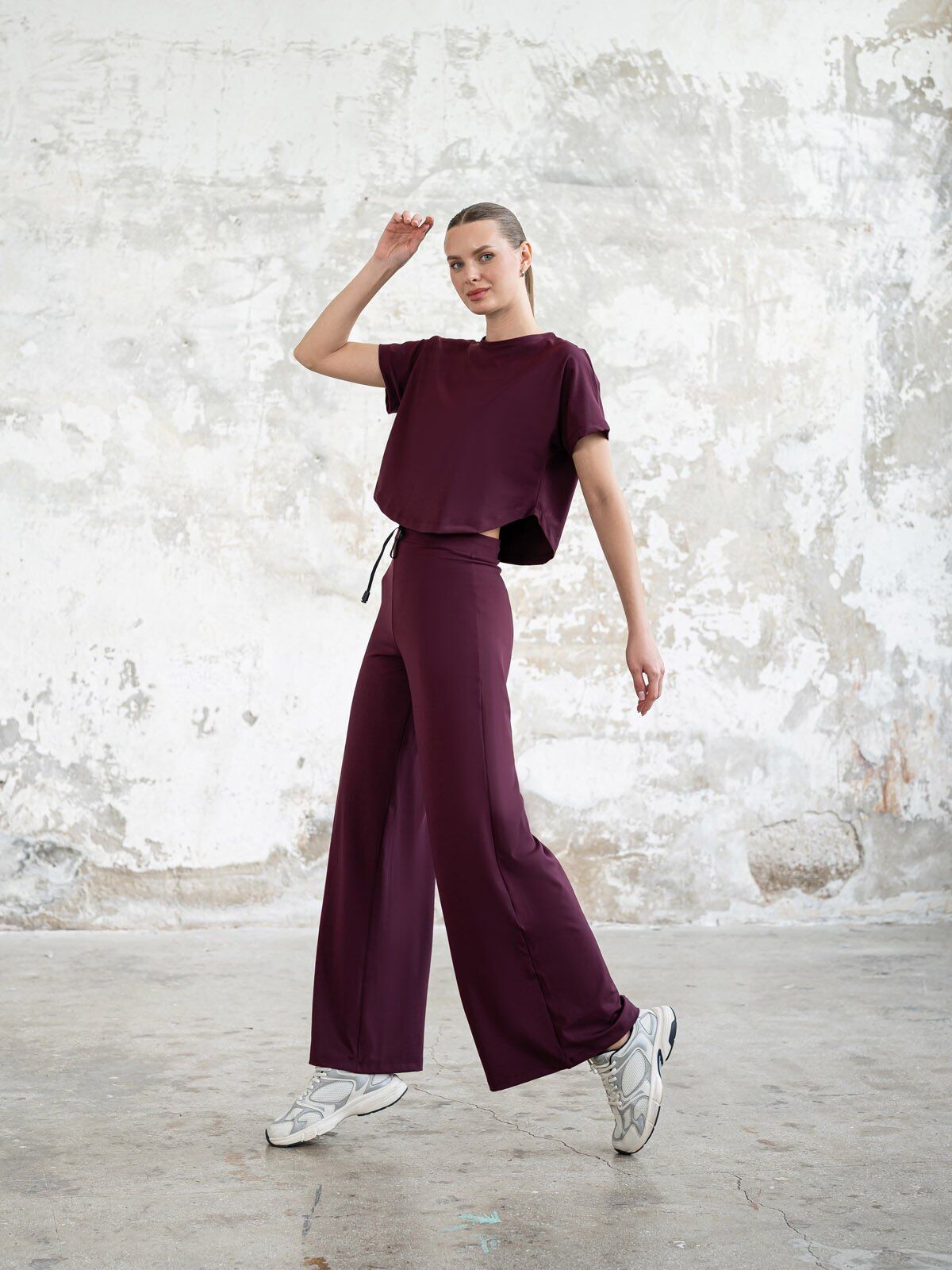 045 Yoga Tshirt Damson Color