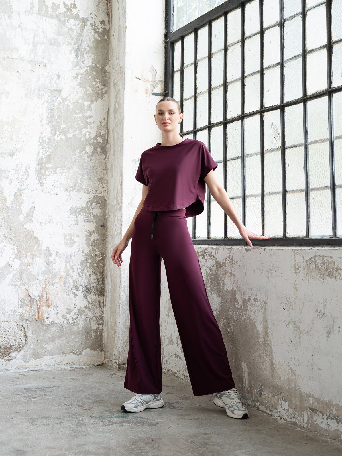 045 Yoga Tshirt Damson Color