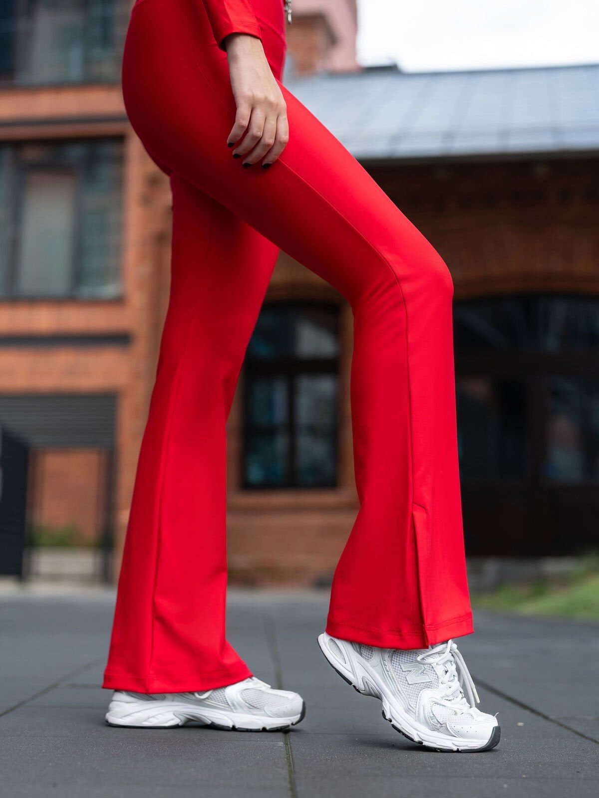 1261 Slit Spanish Leggings Red Color