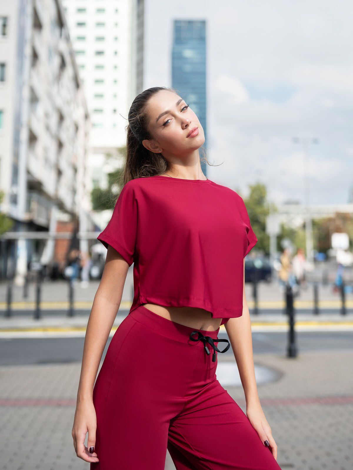 097 Yoga Tshirt Bordeaux coloured