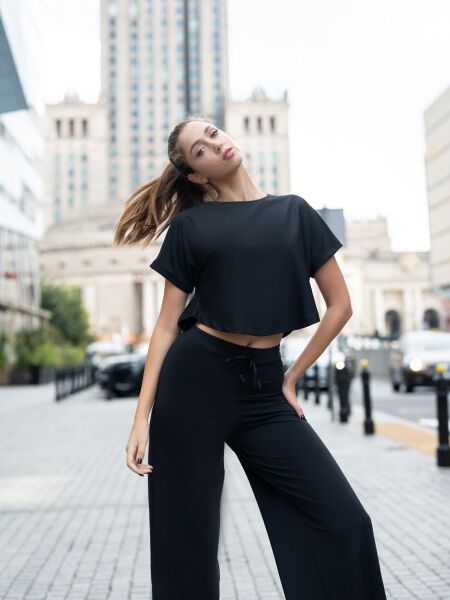 100 Yoga Tshirt Black Color