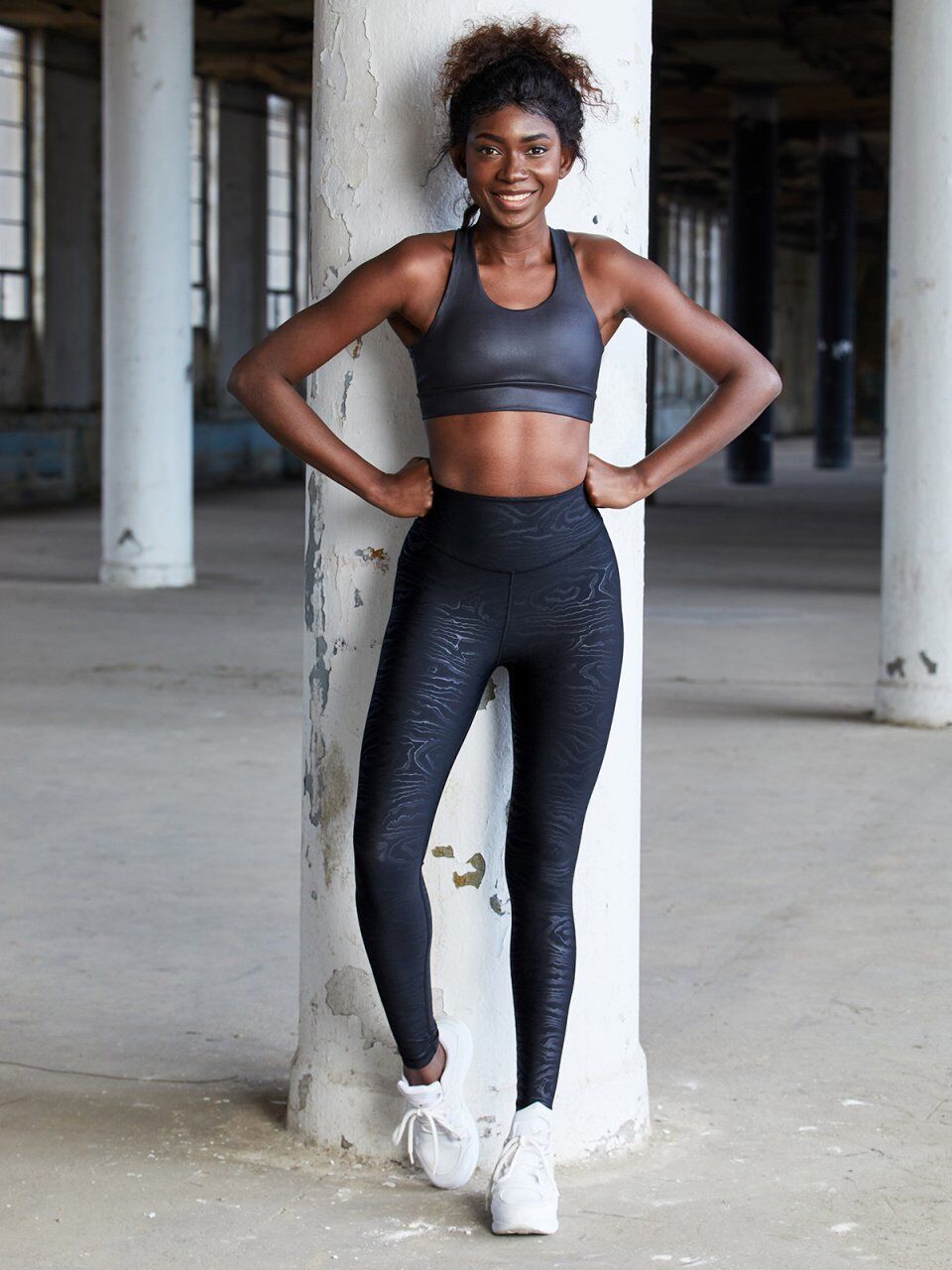 1061 Leather Look Leggings