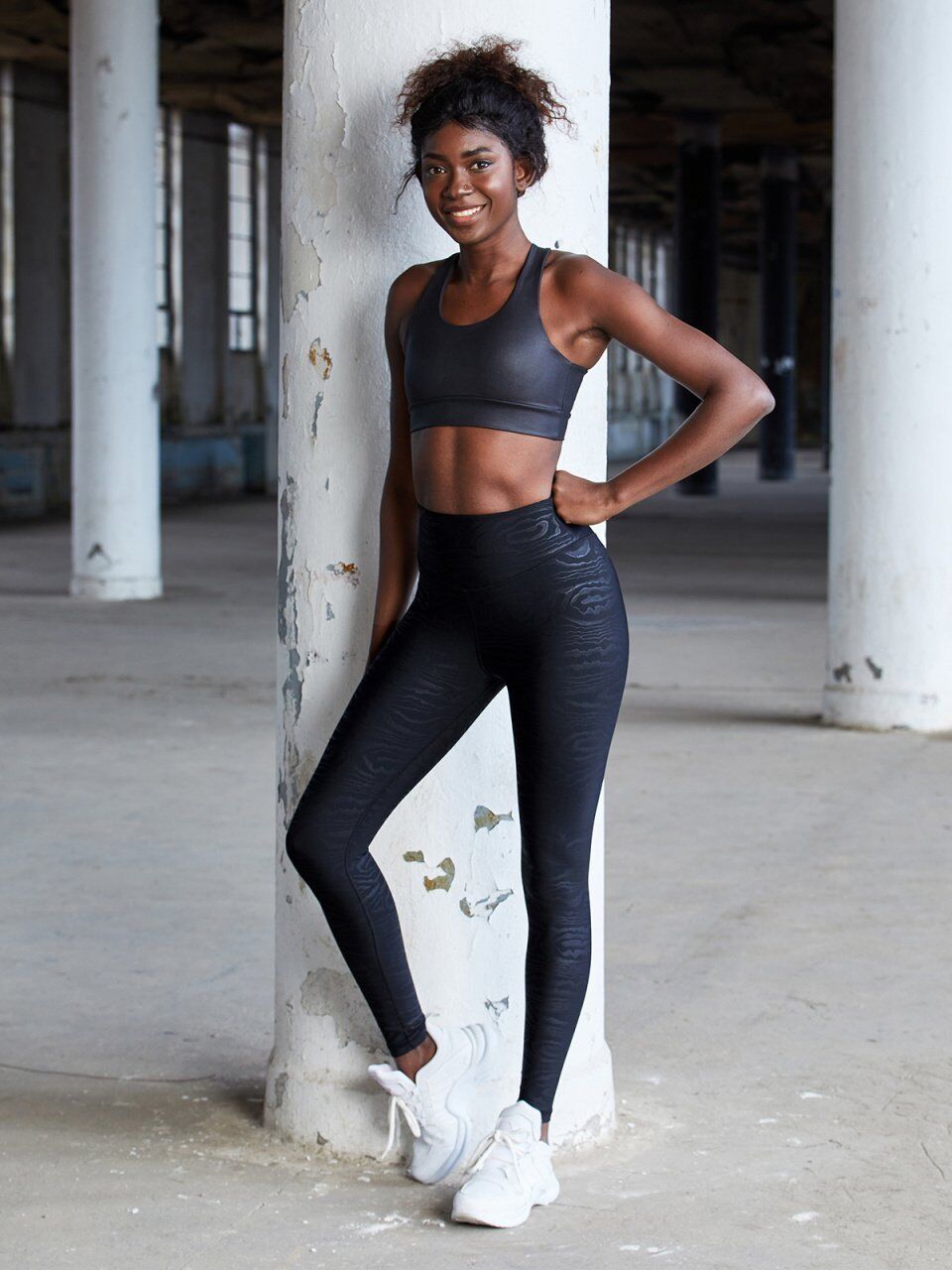 1061 Leather Look Leggings