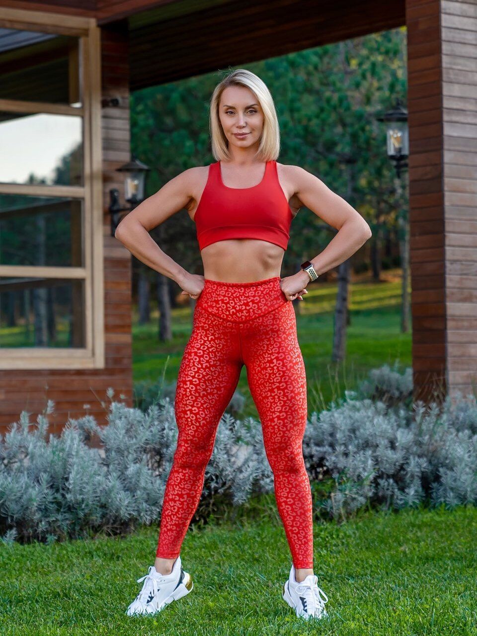 1148 Leather Look Leggings Red