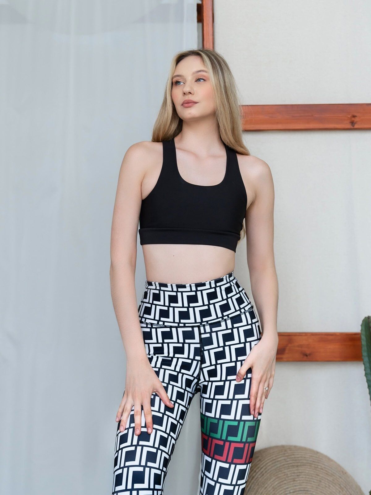 310 Extra High Waist Leggings
