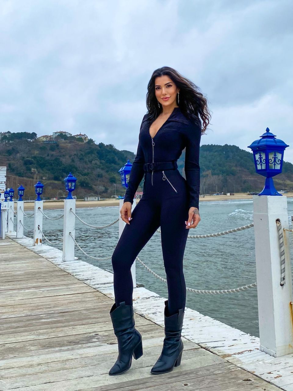 2327 Pocket Winter Long Sleeve Jumpsuit Black Color