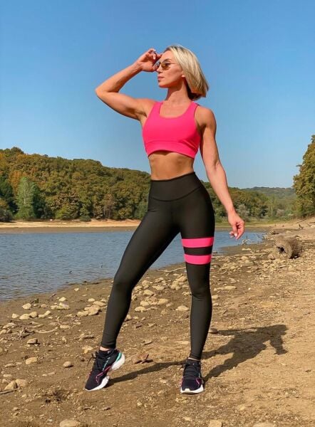 1040 Extra High Waist Leggings