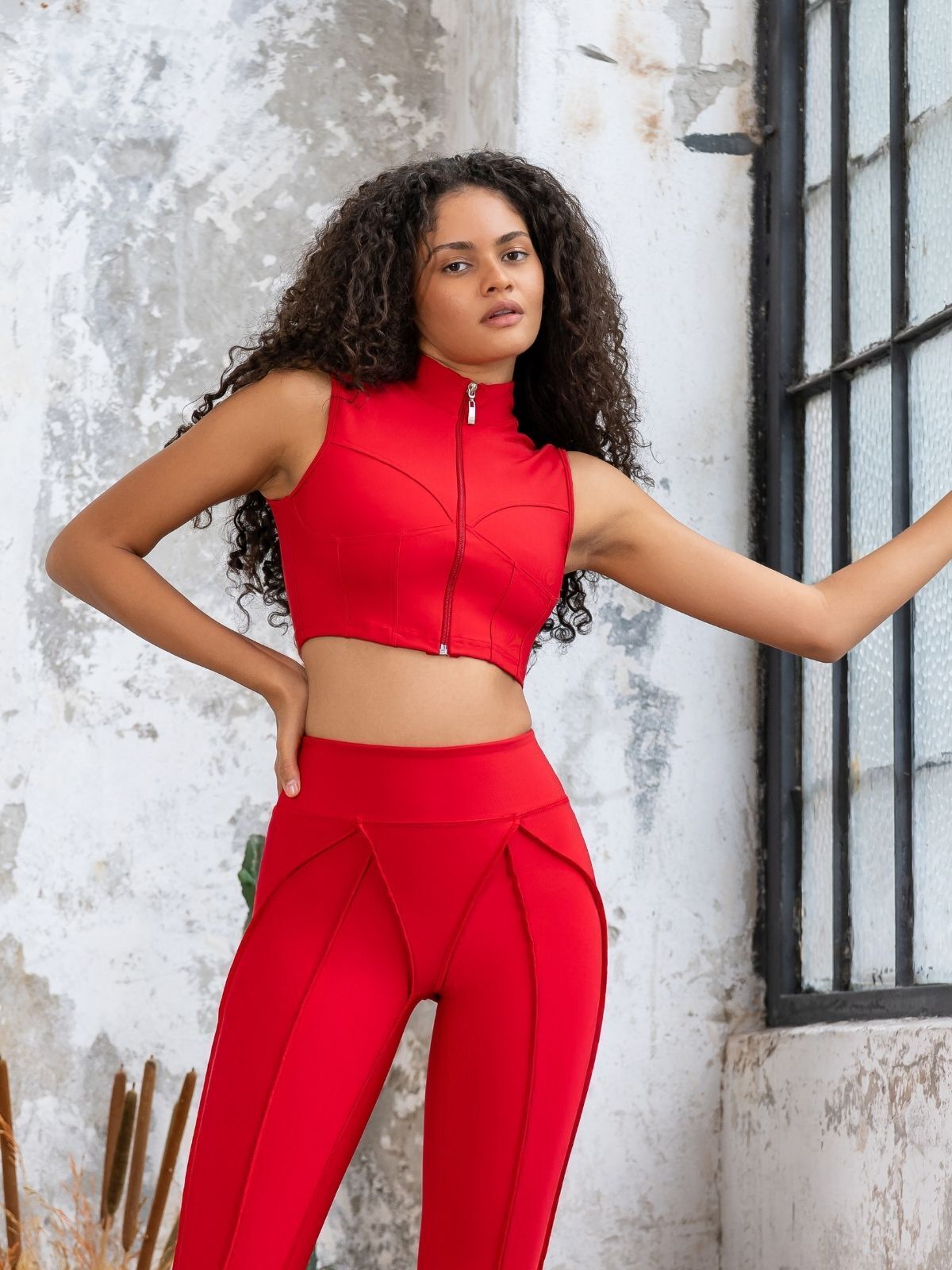 536 Sculpt Line Spor Red Color