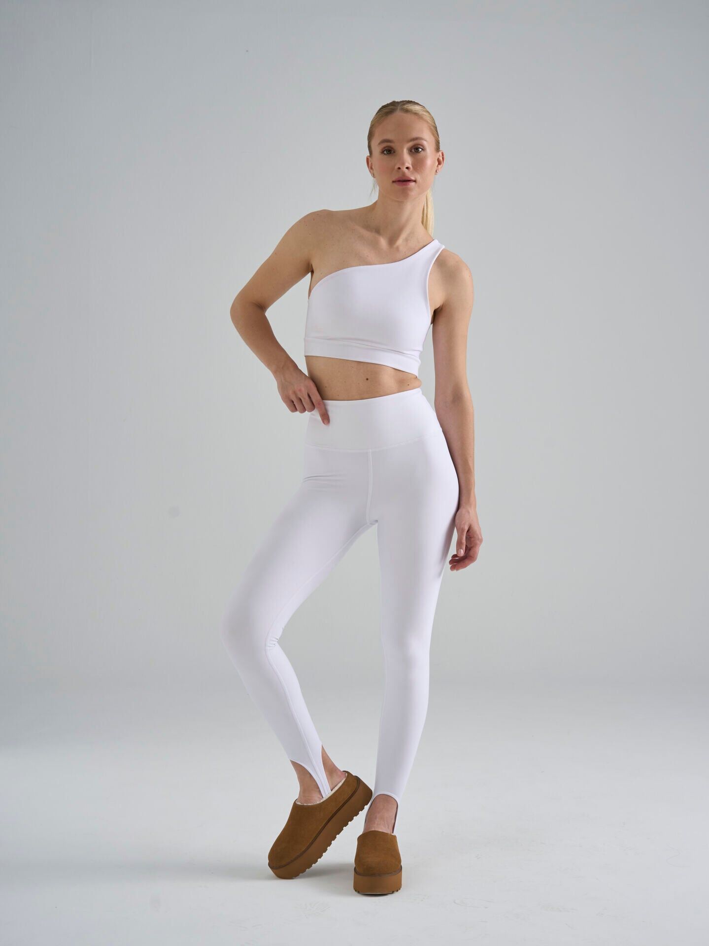 606O ONE SHOULDER BRA WHITE COLOR