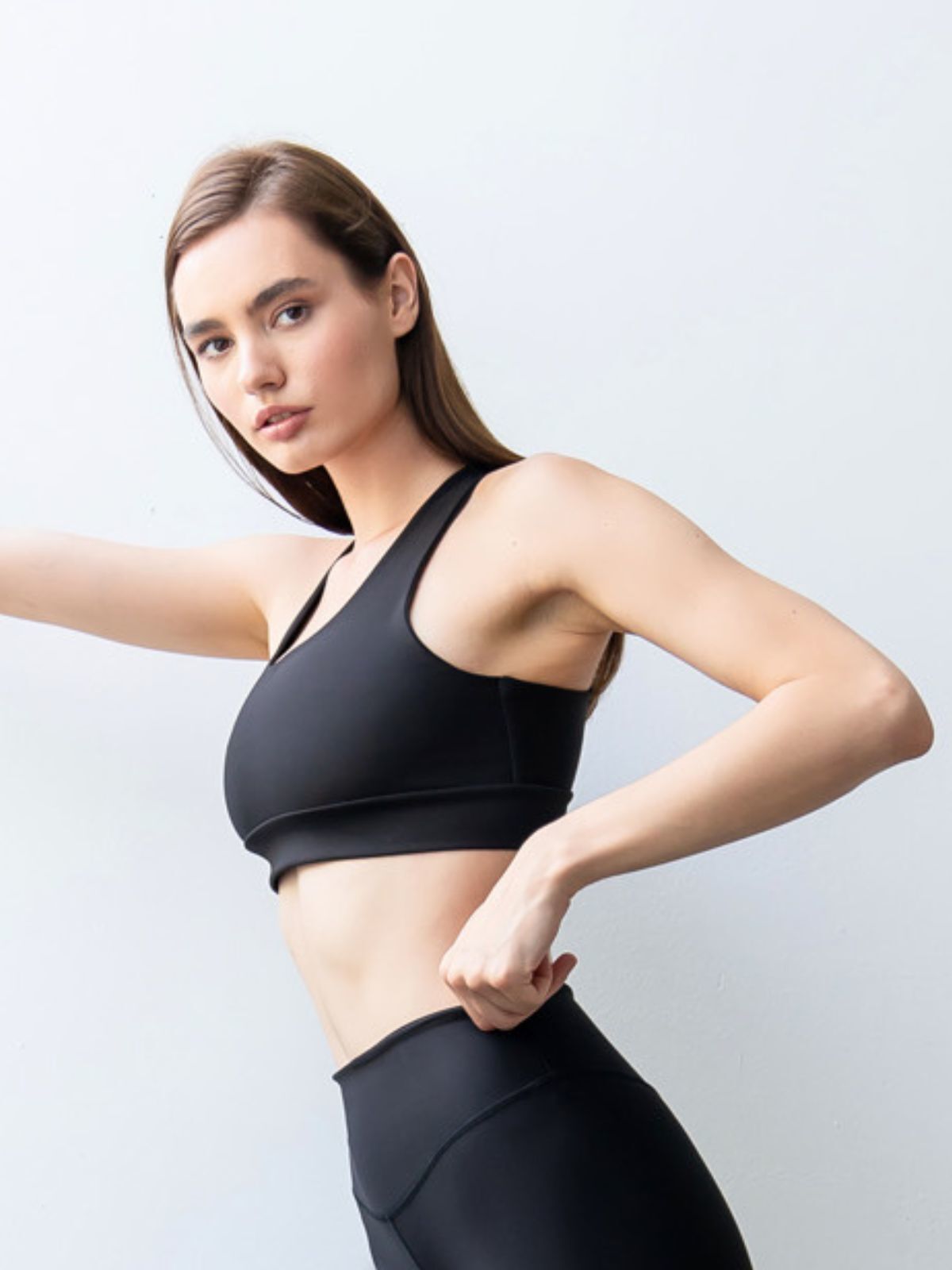 101 Single Crossed Spor Bra Black Color