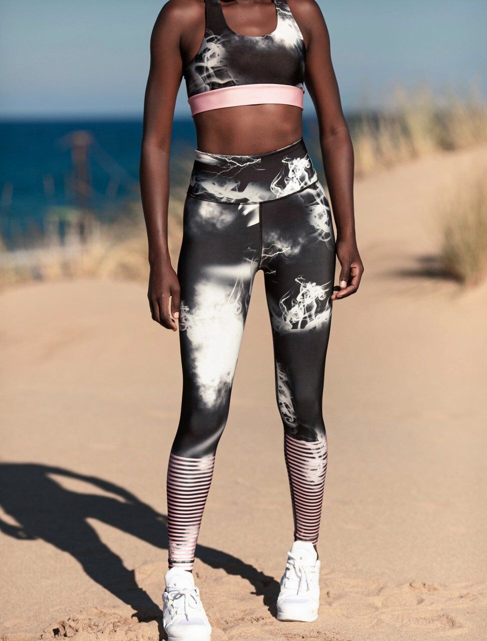 1022 Extra High Waist Leggings