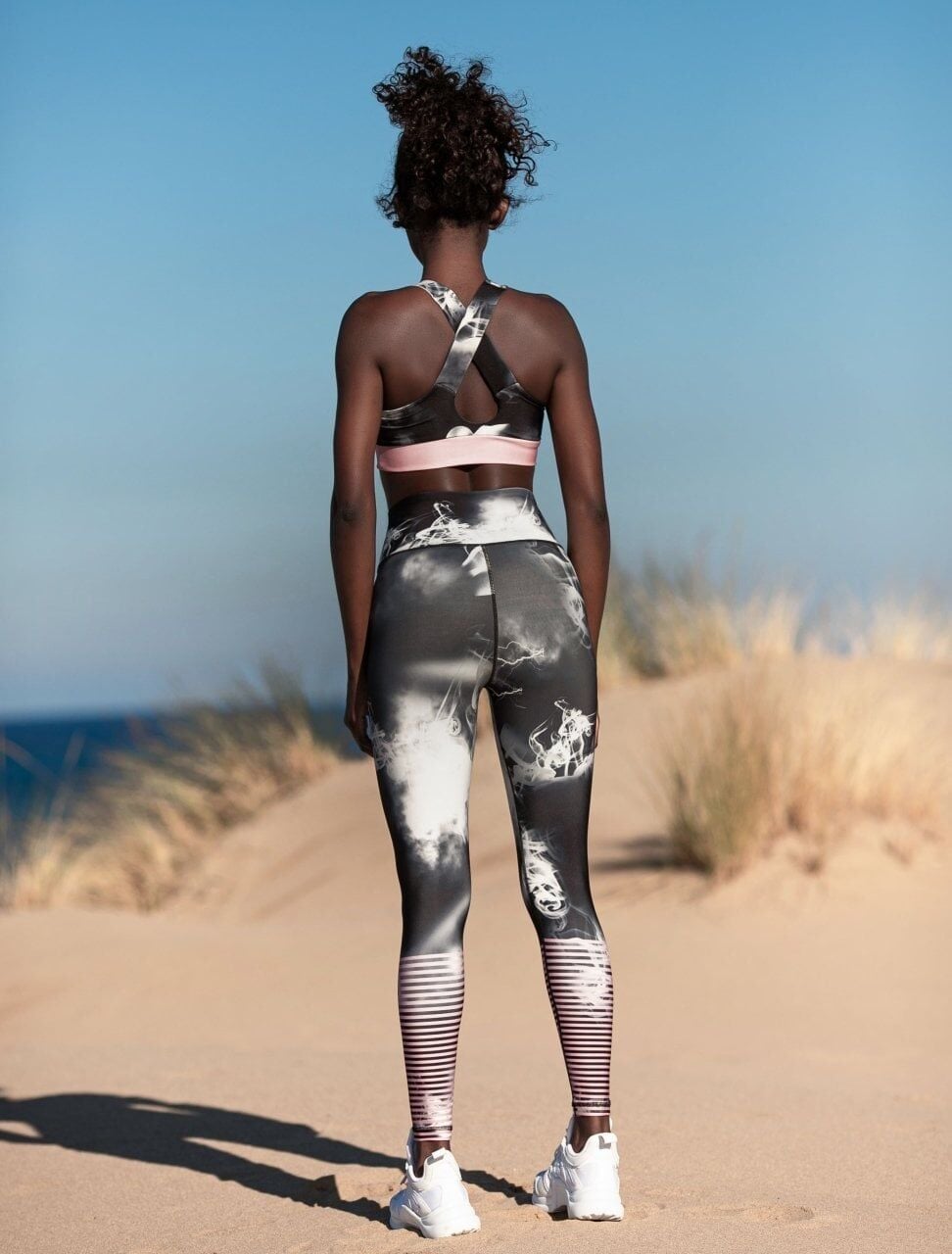 1022 Extra High Waist Leggings