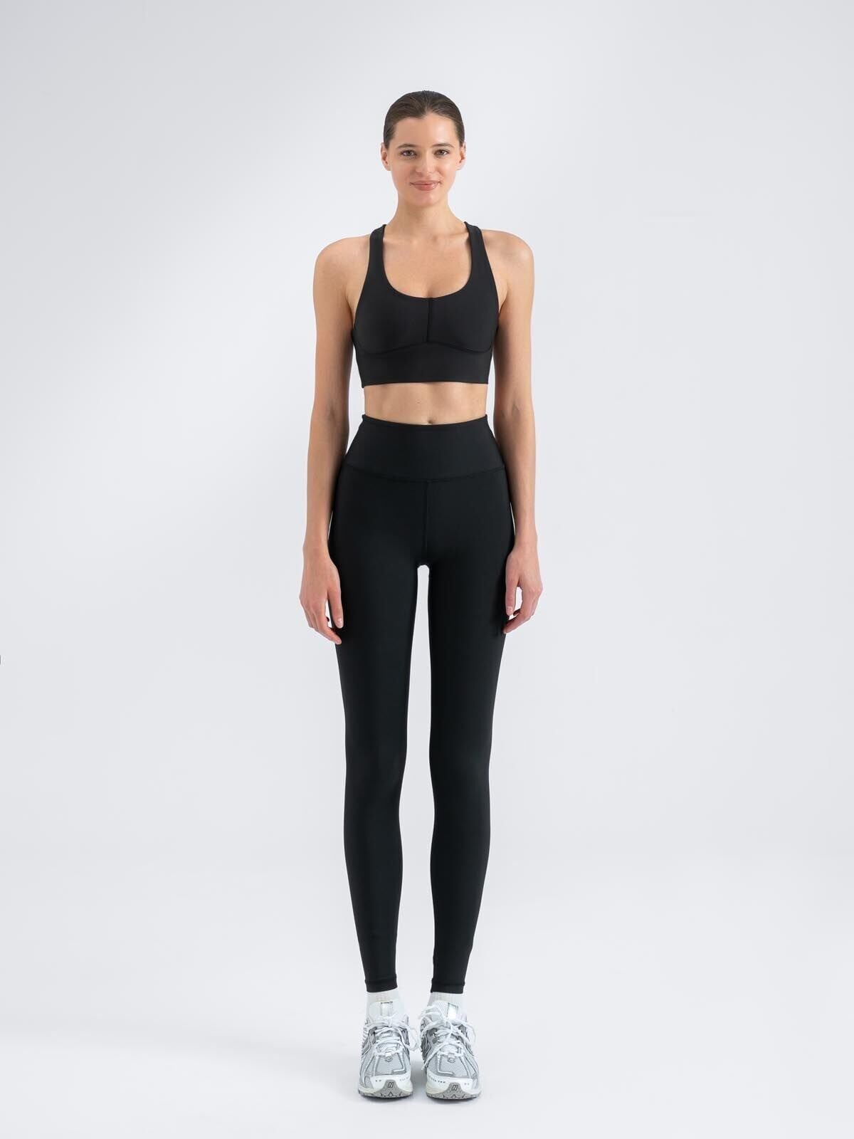 250 Extra High Waist Leggings Black Color